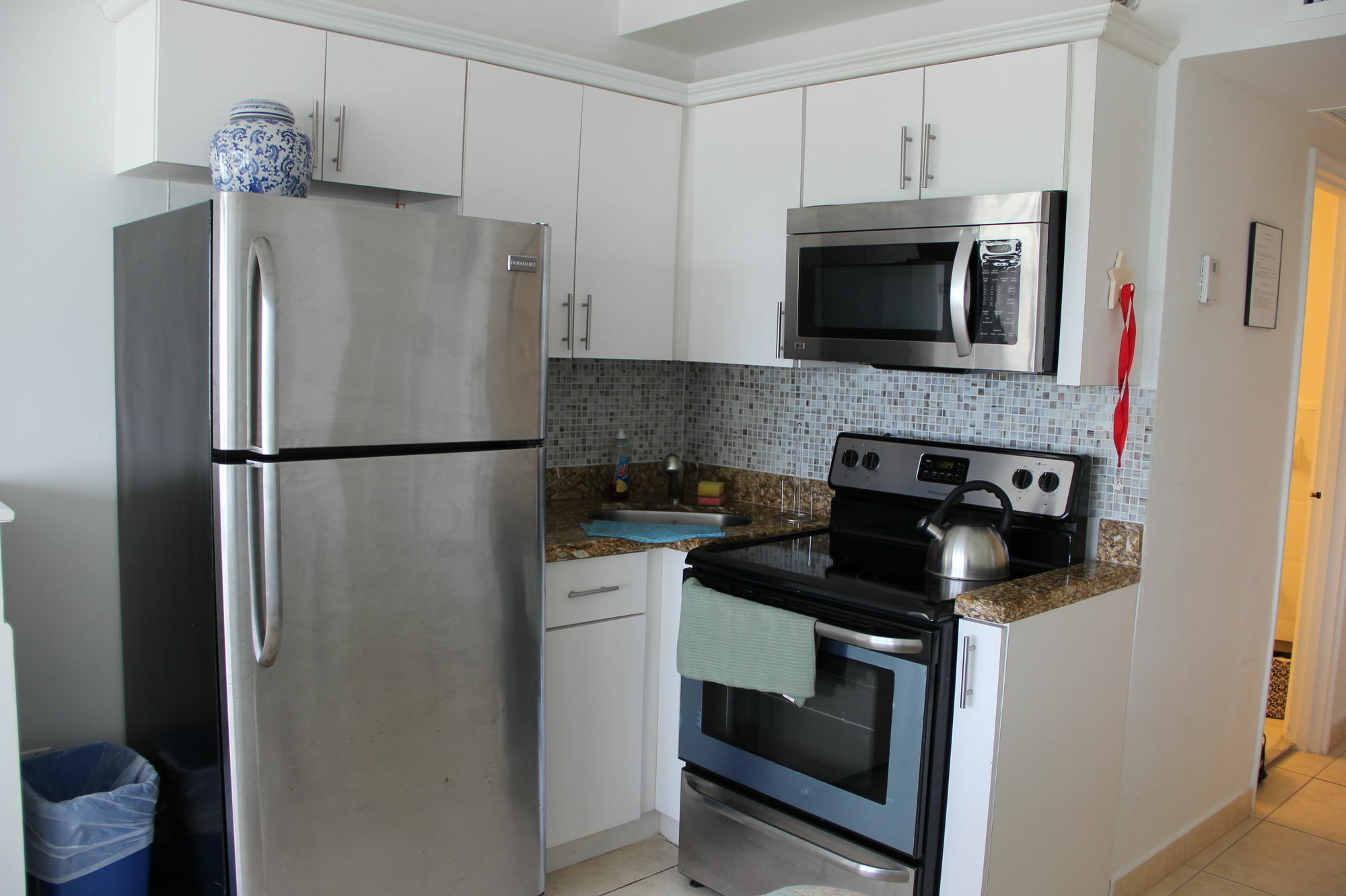 Private Apartments At The Casablanca Miami Beach Exterior foto