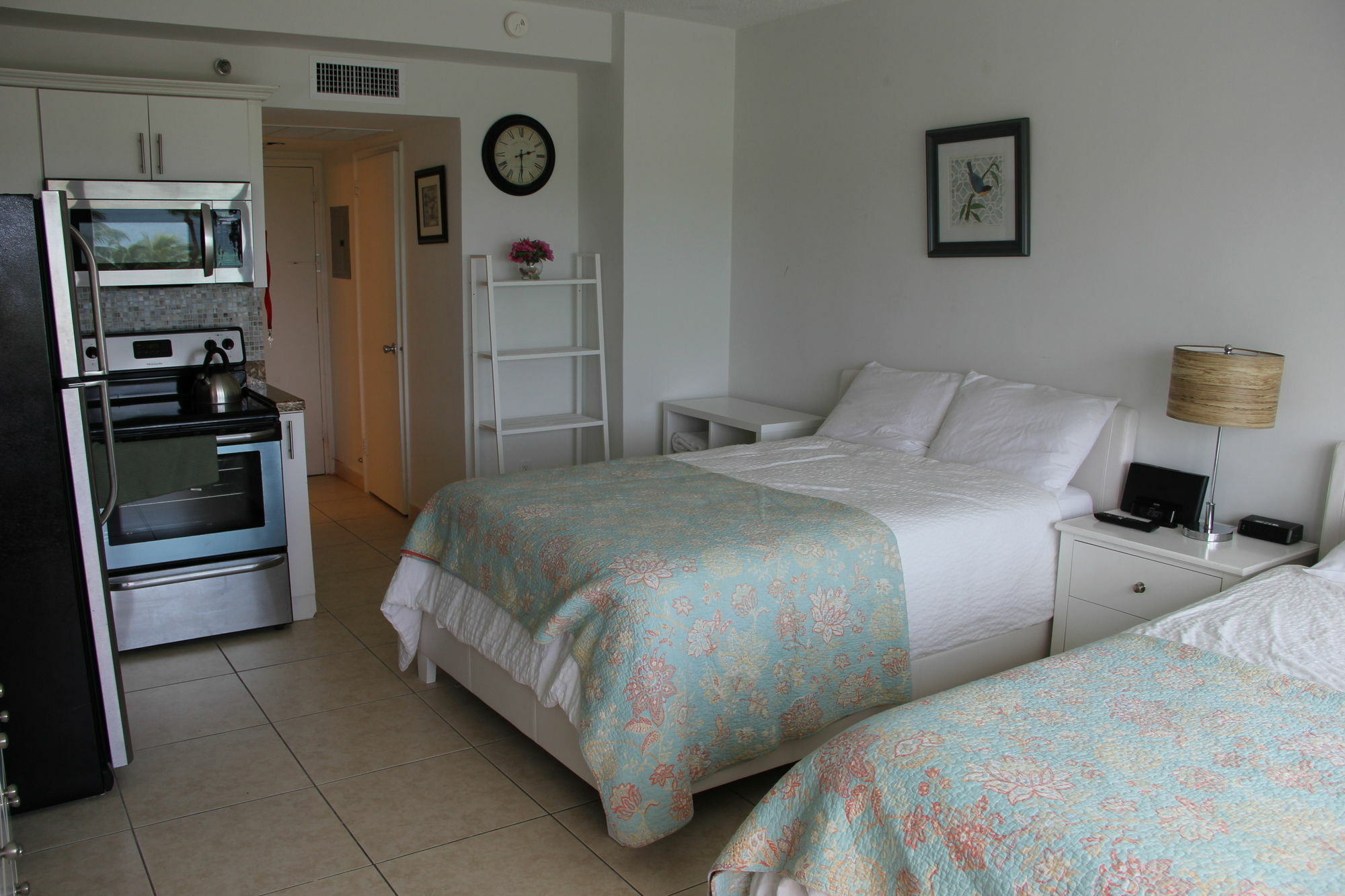 Private Apartments At The Casablanca Miami Beach Exterior foto